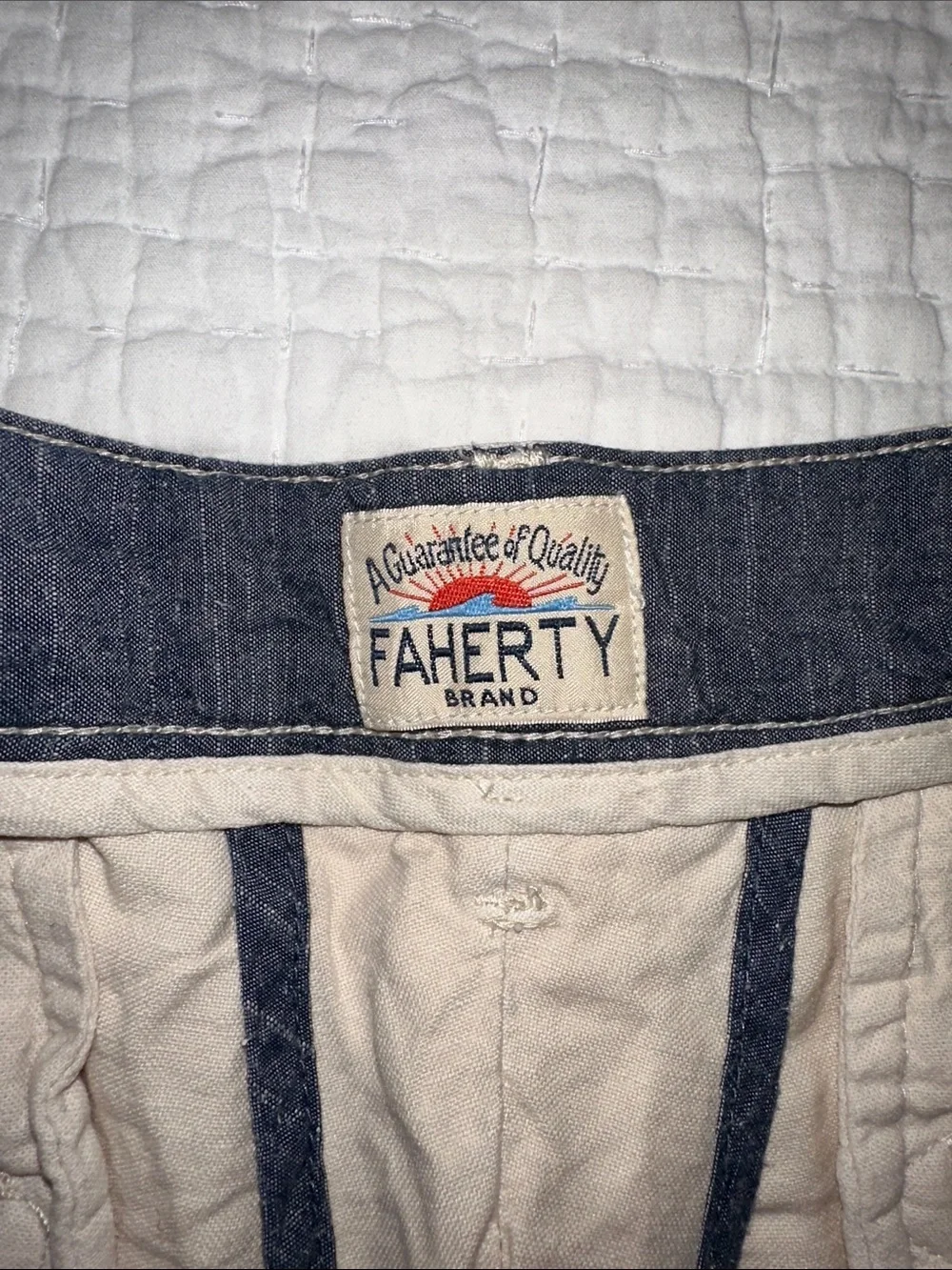 Faherty Cream Flat-Front Linen Shorts; men’s 33 waist, 9” inseam